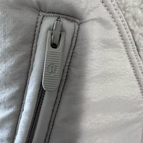 Lululemon Go Cozy Jacket - Picture 8 of 15